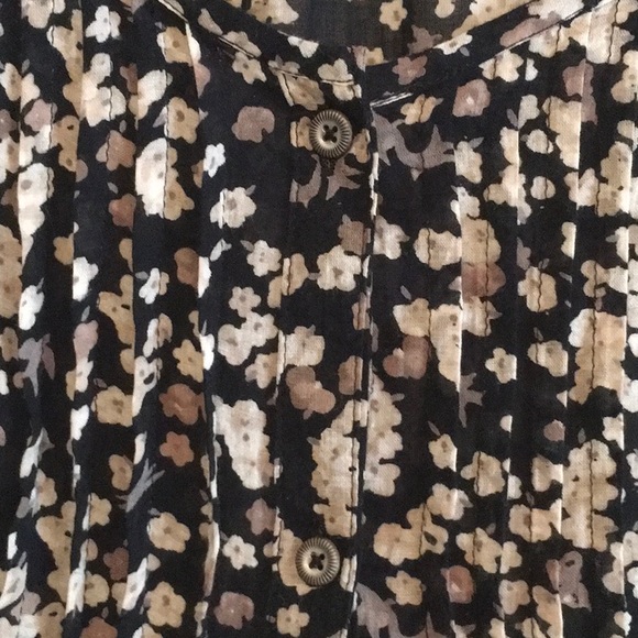 Flower Top - Picture 3 of 4